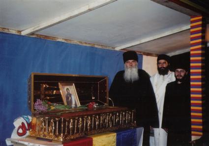 Moastele Sf. Grigorie Decapolitul la Dervent.jpg